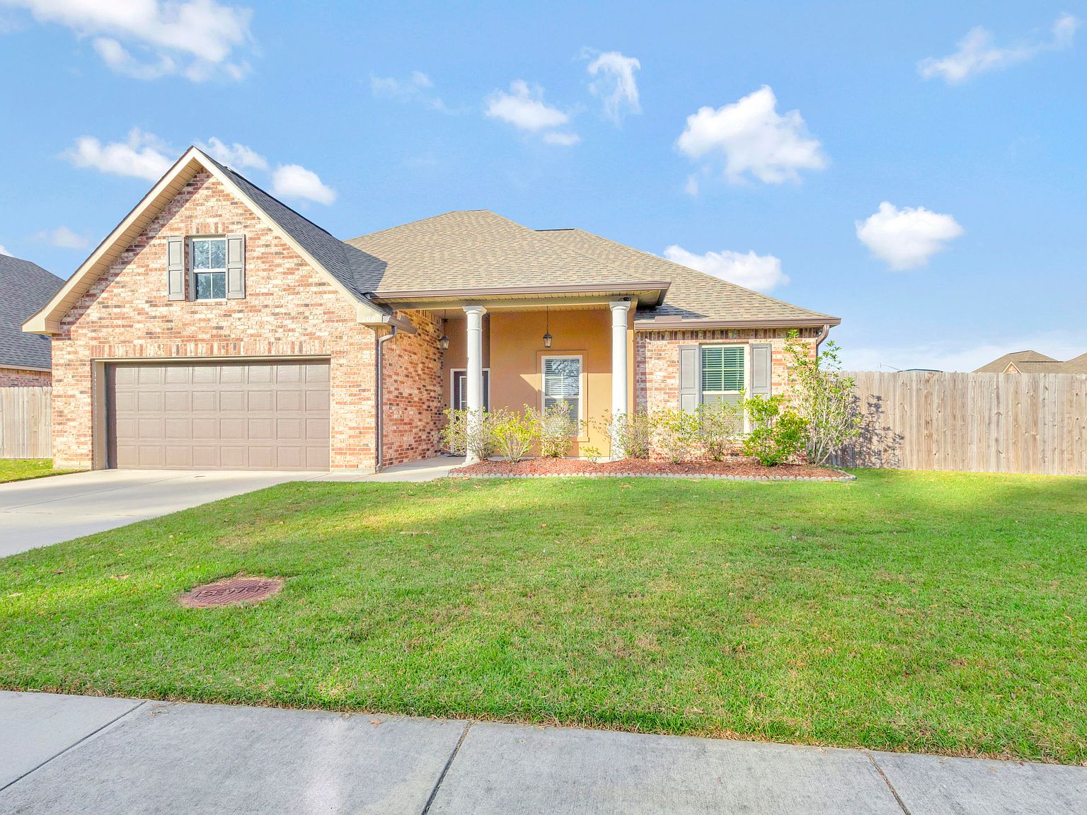 200 Moss Bluff Dr, Carencro, LA 70507 Zillow