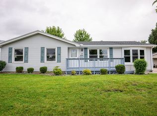 35 Dennison Dr, Bourbonnais, IL