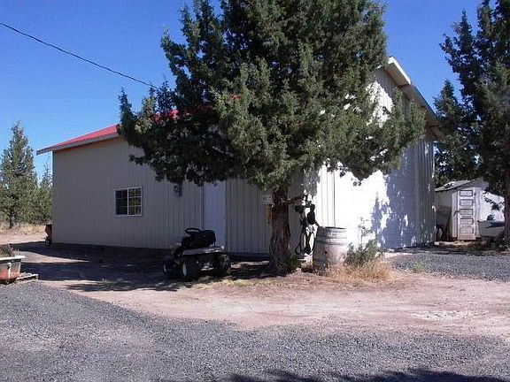 2nd image of 13798 SE Navajo St