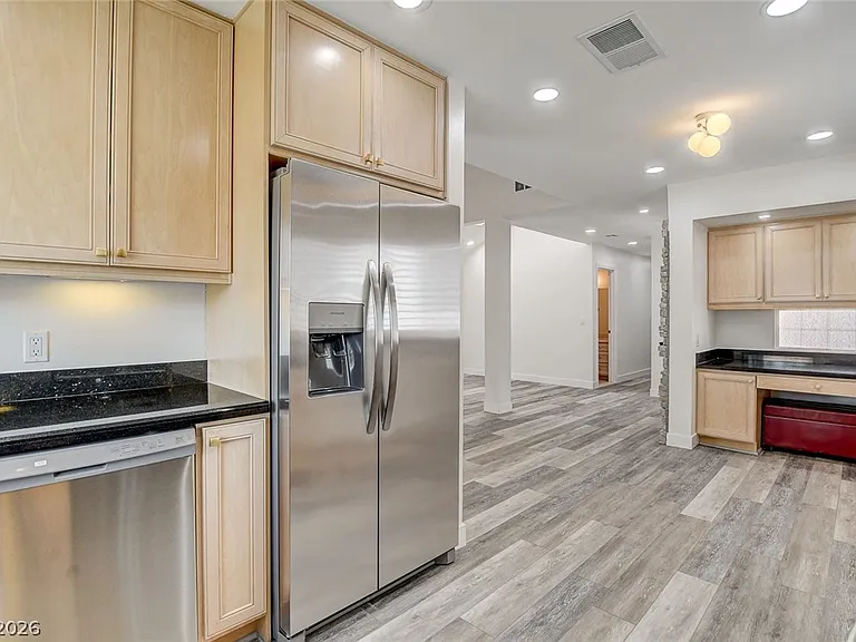 2999 Bel Air Dr — Photo 22