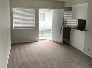 40 Nieto Ave APT 3, Long Beach, CA 90803