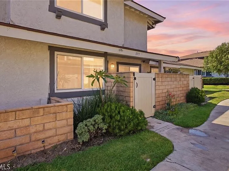 8155 Woodland Dr — Photo 2