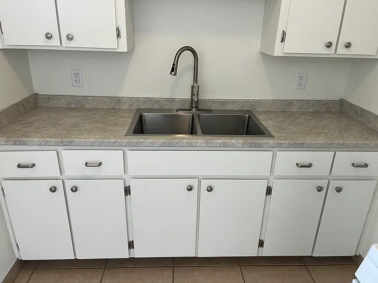 549 W Wickenburg Way #2 — Photo 12