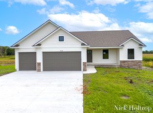 9326 104th Ave, Zeeland, MI 49464