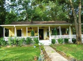 18024 N Lakeview Dr, Troup, TX 75789