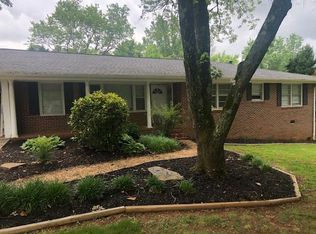 3178 Robin Ln, Duluth, GA 30096