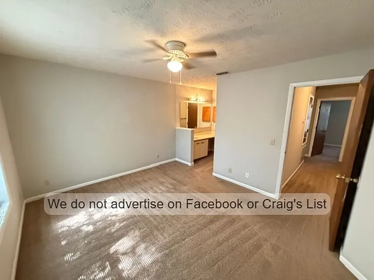 1022 Brookhollow Dr #5 — Photo 7