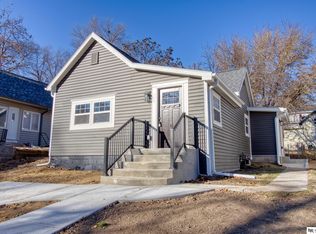 906 2nd Ave, Plattsmouth, NE 68048