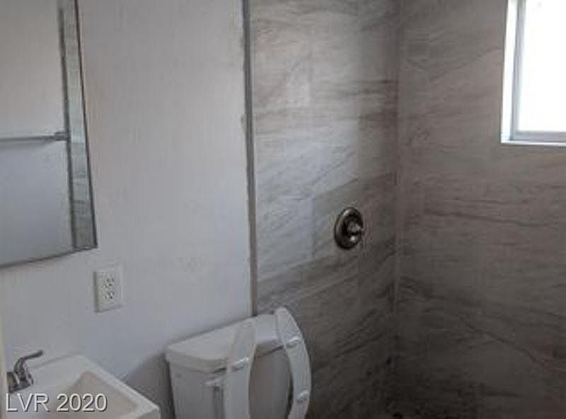 2nd image of 952 Miller Ave