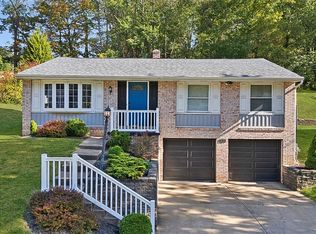 573 Clifton Rd, Bethel Park, PA 15102