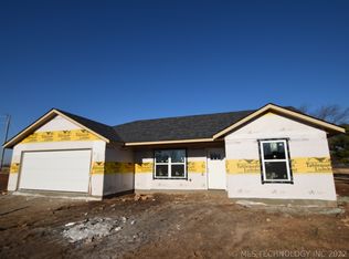 2131 N Sunset Strip, Tahlequah, OK 74464