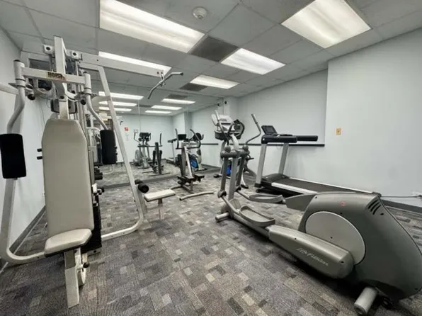 1451 E 55th St, Chicago, IL 60615