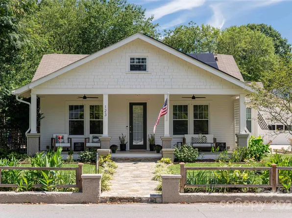 123 N Main St, Weaverville, NC 28787