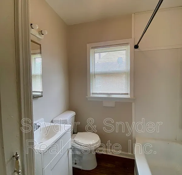 1011 Cordova Ave — Photo 10