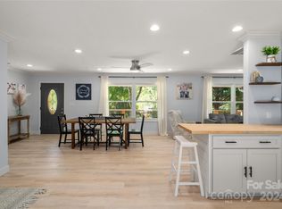 18 Upper Walnut Creek Rd, Marshall, NC 28753