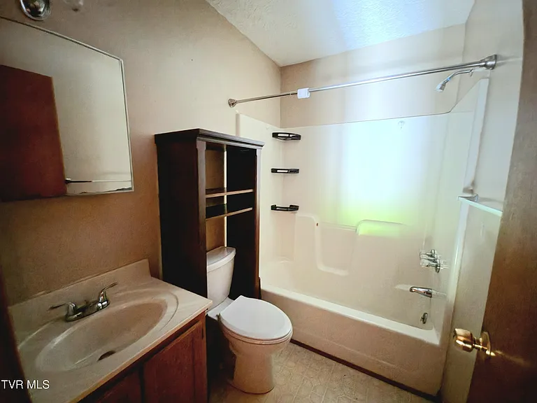 549 N Holston River Dr #A — Photo 14