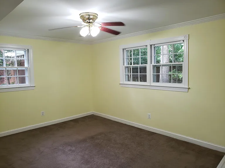 Bedroom (downstairs)