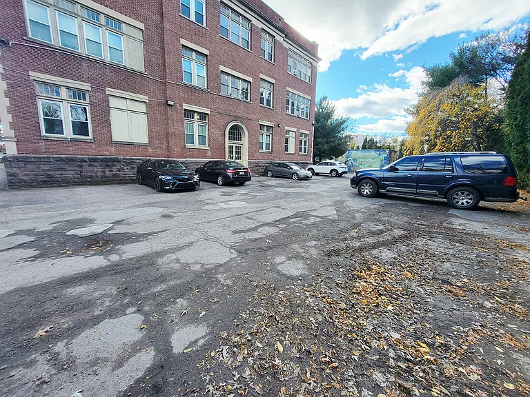 425 S Franklin St #32 — Photo 15