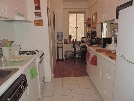 Rented by essential NEW YORK Real Estate | media 38