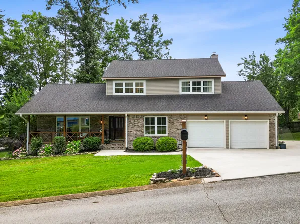 8708 Misty Hollow Ln, Chattanooga, TN 37421