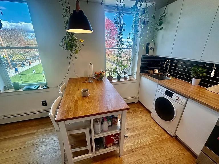 274 Ogden Ave — Photo 18
