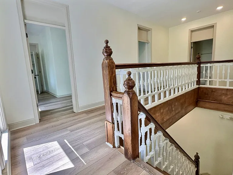 514 W Kirkwood Ave — Photo 11