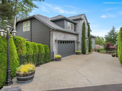 13005 SW Saint James Ln, Tigard, OR, 97224