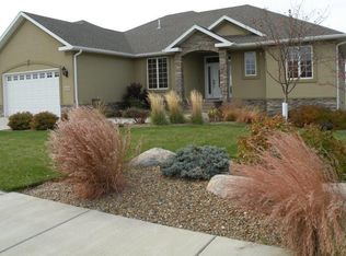 1418 Eagles View Ln, Bismarck, ND 58503