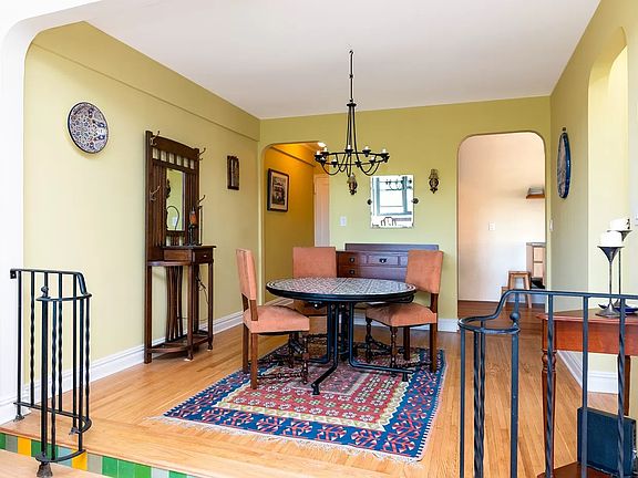 2nd image of 306 E Mosholu Pkwy S APT 6D