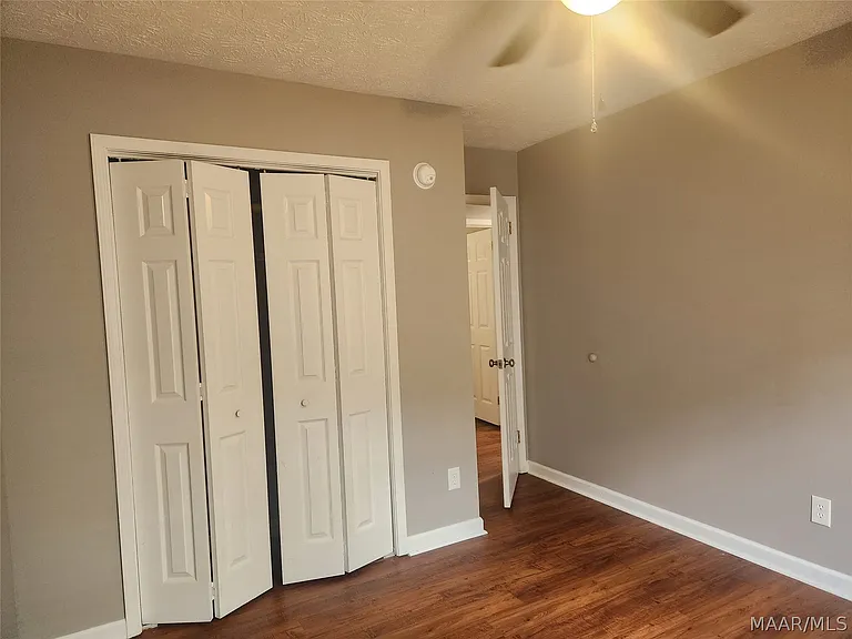 1214 Camellia Woods Ct — Photo 14