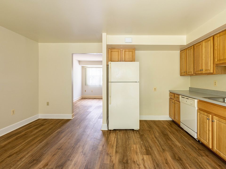 Orchards I Townhomes 8317 Severn Orchard Cir Severn MD Zillow