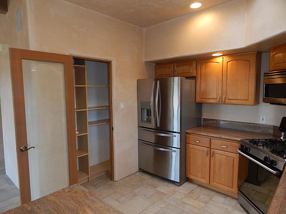 4th image of 1020A Calle Dorthia