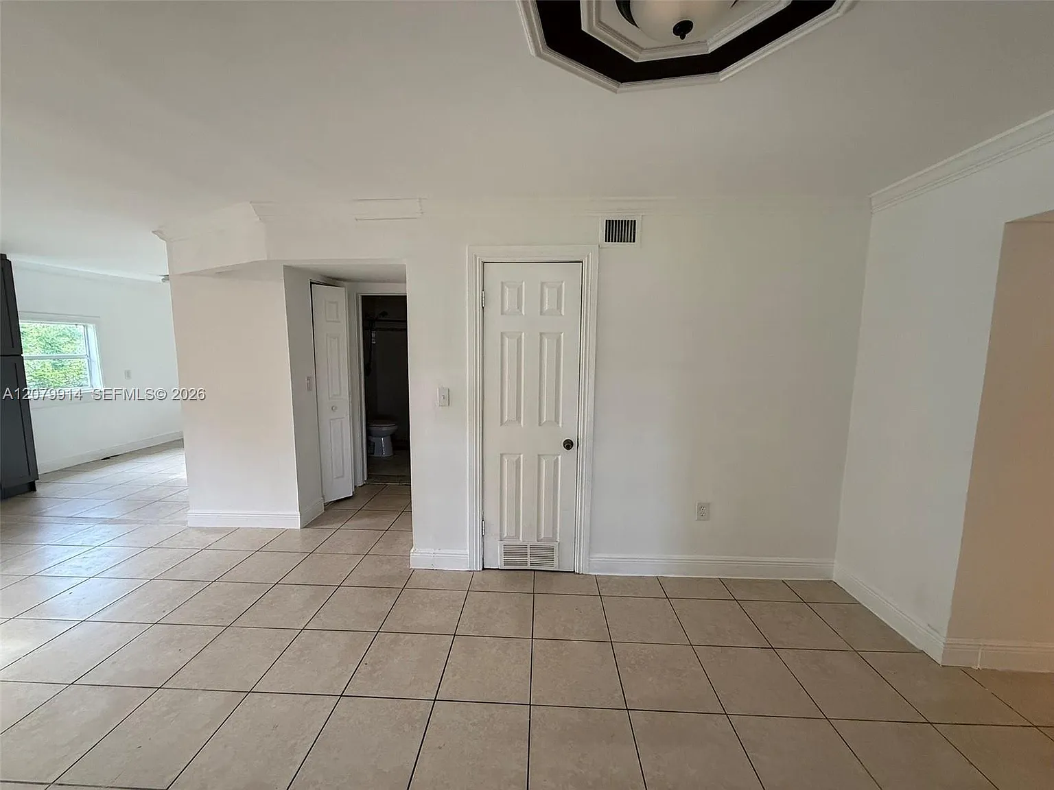 $2000 6209 Grant St #6209 — Photo 3