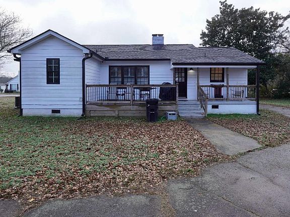 5th image of 121 Mimosa Dr