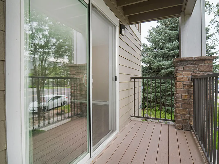 Railhead Apartments — Photo 2