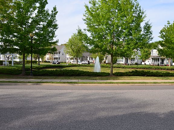 Beautiful Fountain View