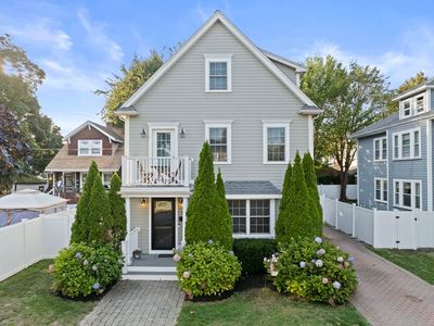 158 W Elm Ave, Quincy, MA, 02170