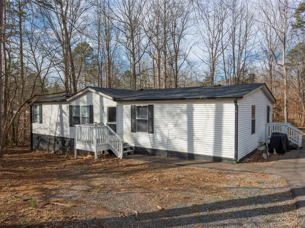 3036 Farmer Ct, Denton, NC 27239