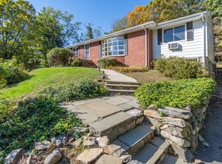 2732 Long Ridge Rd, Stamford, CT 06903