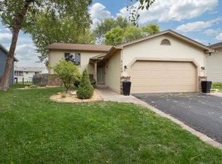 4264 Sun Cliff Rd, Eagan, MN 55122