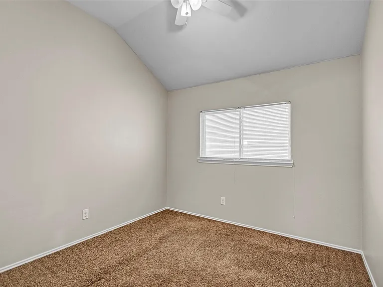 4226 Richmeadow Dr — Photo 22