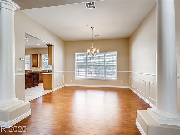 5th image of 7029 Villada St