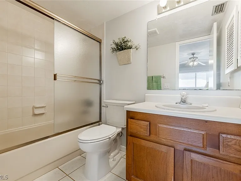 4511 Bay Beach Ln #315 — Photo 19