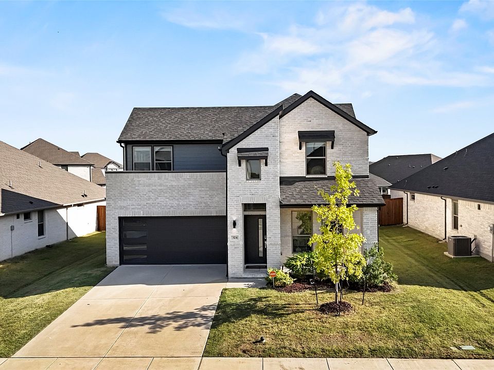 1st image of 324 Adwood Dr