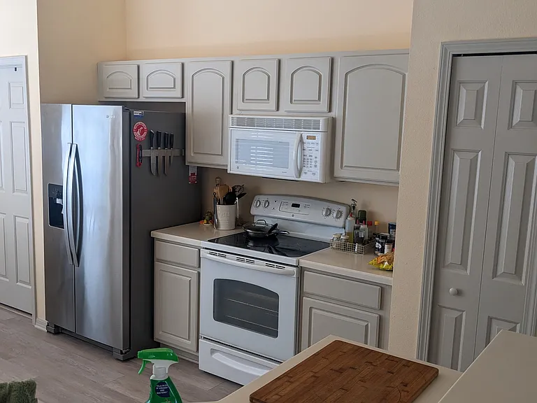 382 Rochester St — Photo 4