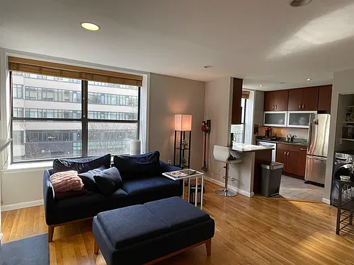 2145 California St NW #201 Photo 1
