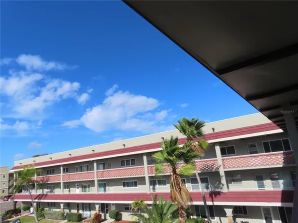 2073 Denmark St APT 43, Clearwater, FL 33763