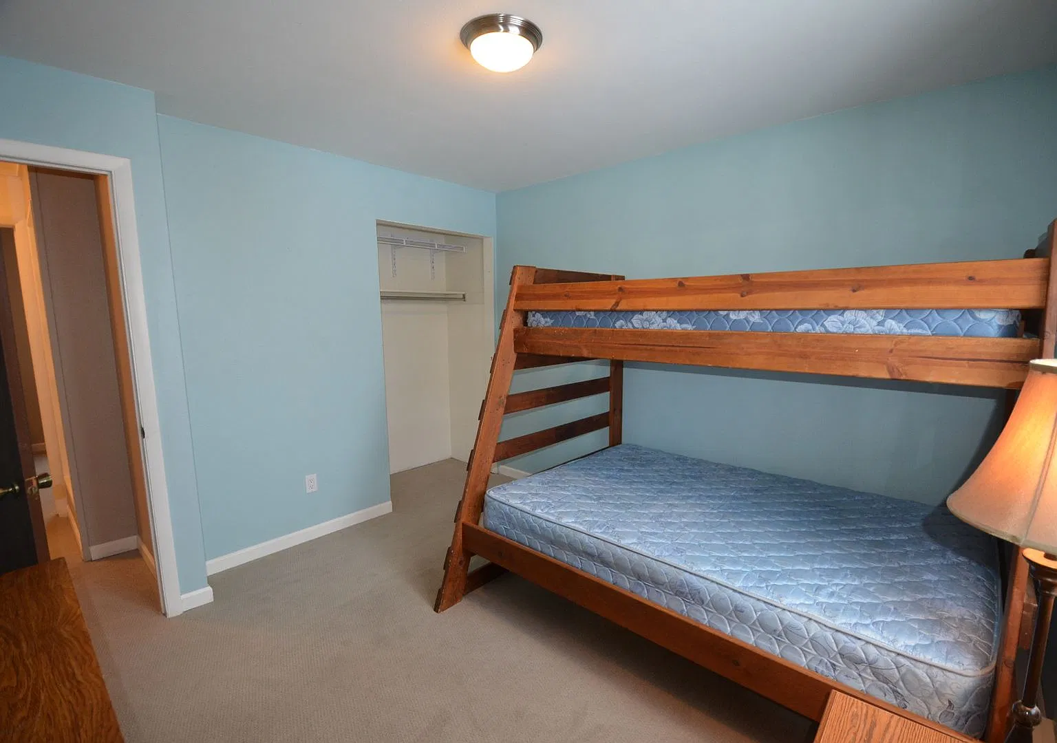 Blue River Condo! Bus route and additional storage! Year lease! Unfurnished — Photo 1