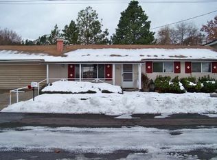 406 1st St, La Grande, OR 97850