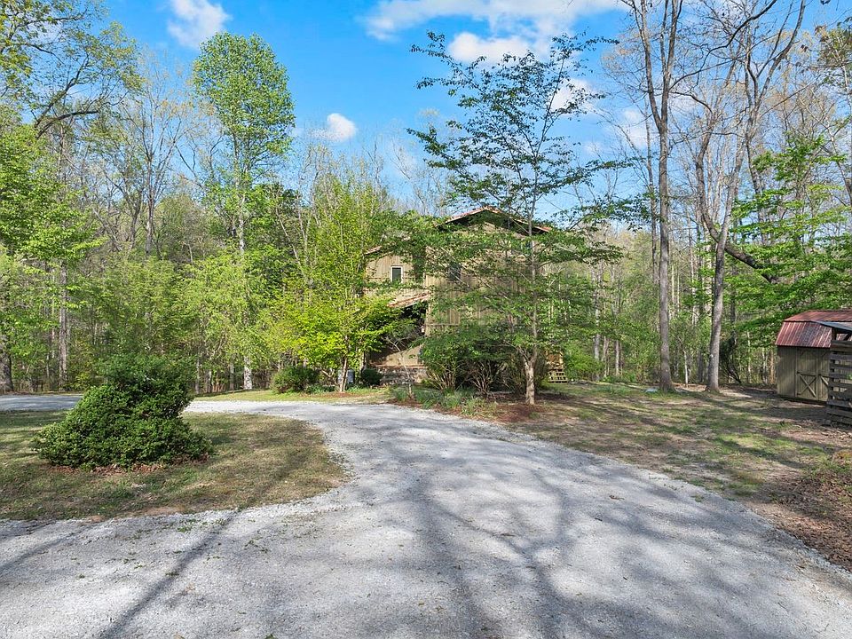 1st image of 701 Gudger Rd